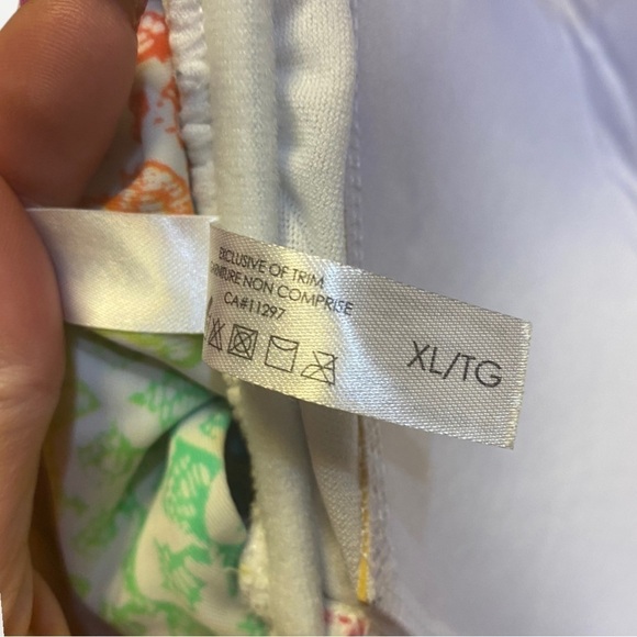 𝅺la Vie En Rose | XL Rainbow Twist Bikini Top (SC) - Picture 4 of 5